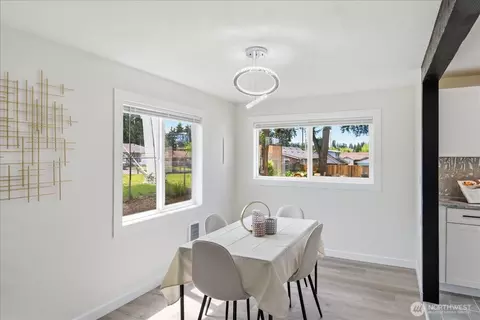 Dining - 7408 Olympic Dr, Everett, WA 98203 photo 1 of 1