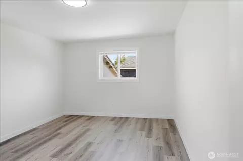 Bedroom - 7408 Olympic Dr, Everett, WA 98203 photo 2 of 2