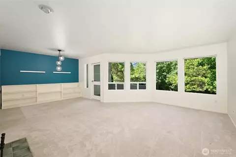 1220 6th Ave S #B206, Edmonds, WA 98020