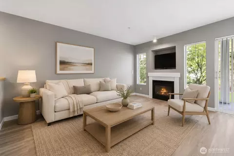 15150 140th Way SE #H103, Renton, WA 98058