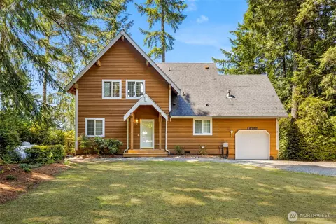 19736 NW Stavis Bay Rd, Seabeck, WA 98380