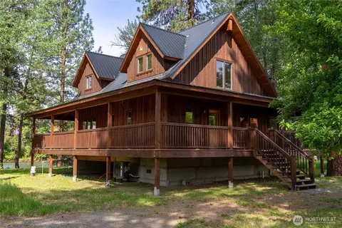 104 Center St, Winthrop, WA 98862