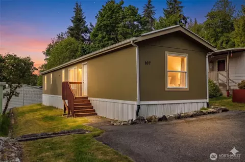 4000 Flynn St #107, Bellingham, WA 98229