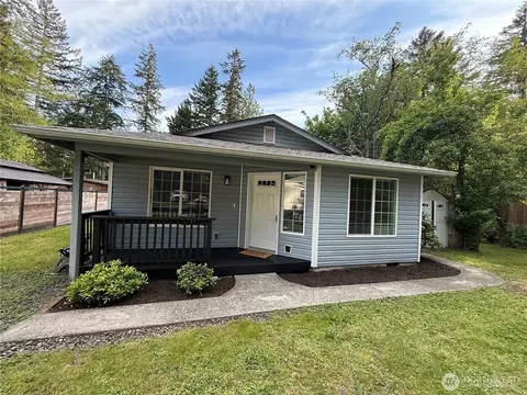 55 Wolf Rd, Quilcene, WA 98376
