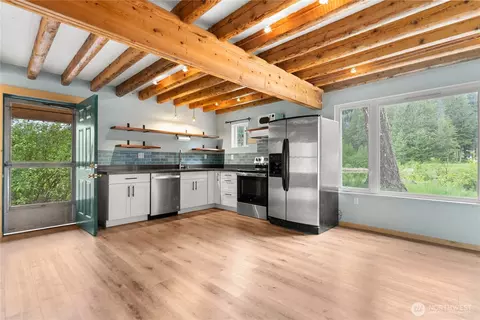 Kitchen - 69 Fs 5010 Rd - Chewuch, Winthrop, WA 98862 photo 1 of 4