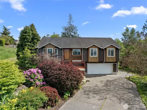 17116 Blackberry Ct, Mount Vernon, WA 98274
