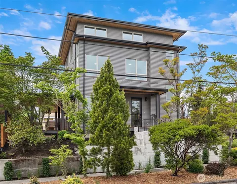 6913 30th Ave NW, Seattle, WA 98117