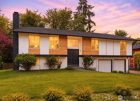 6900 131st Ave SE, Bellevue, WA 98006
