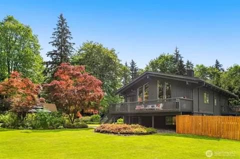 41809 SE 101st St, North Bend, WA 98045