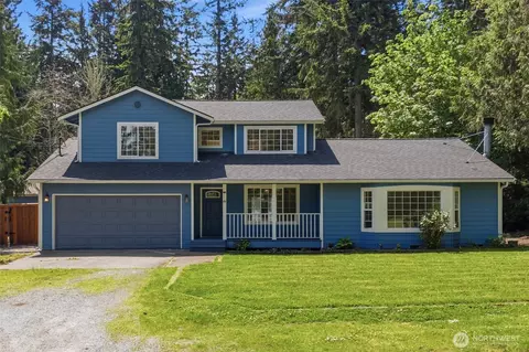 1719 Hemlock Dr, Camano Island, WA 98282