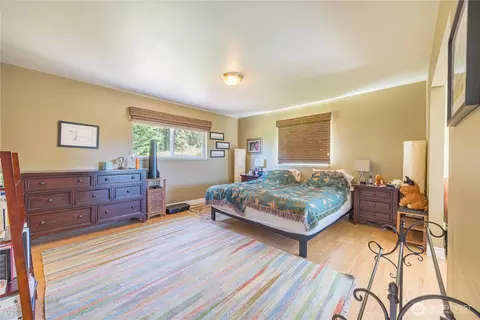 Bedroom - 80 Sunshine Plz, Sequim, WA 98382 photo 1 of 3