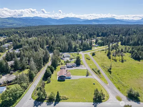 View/Area - 80 Sunshine Plz, Sequim, WA 98382 photo 5 of 8