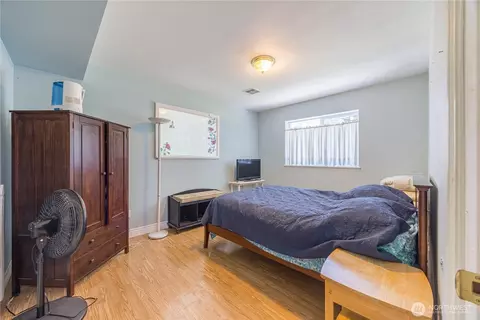 Bedroom - 80 Sunshine Plz, Sequim, WA 98382 photo 3 of 3