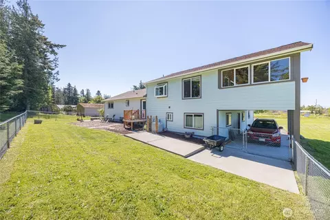 Exterior - 80 Sunshine Plz, Sequim, WA 98382 photo 4 of 7