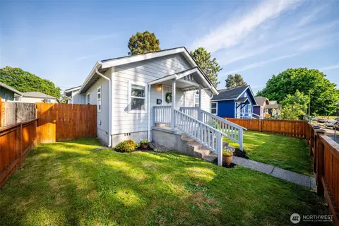 258 21st Ave, Longview, WA 98632