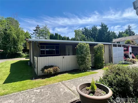 750 Marion Ln SE, Puyallup, WA 98372