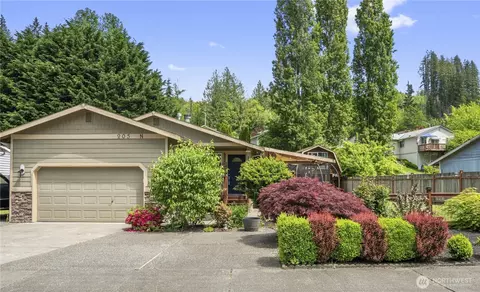 205 N Bogart Ave, Granite Falls, WA 98252