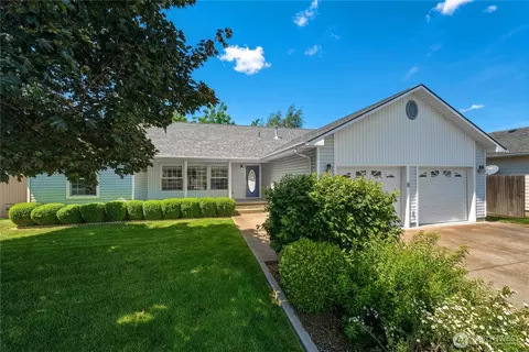22 Parkwood Cir, Walla Walla, WA 99362