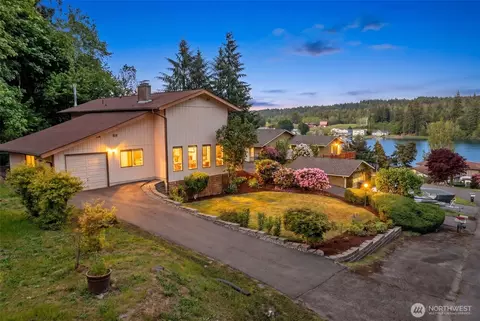 4518 SE Firmont Dr, Port Orchard, WA 98367