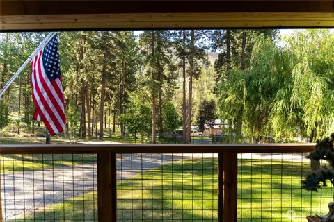 Exterior - 10 Sims Canyon Rd, Twisp, WA 98856 photo 3 of 10