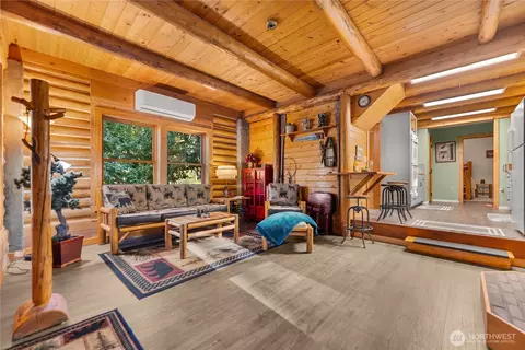 Living - 10 Sims Canyon Rd, Twisp, WA 98856 photo 2 of 4