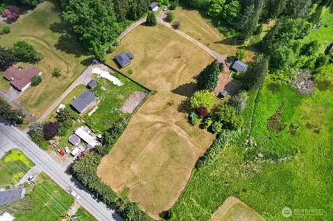 1718 S 3rd Ave, Sequim, WA 98382