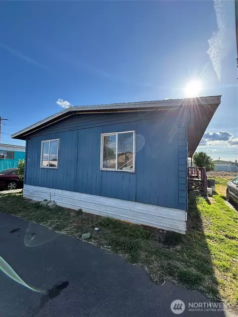2022 W Broadway Ave #1C, Moses Lake, WA 98837