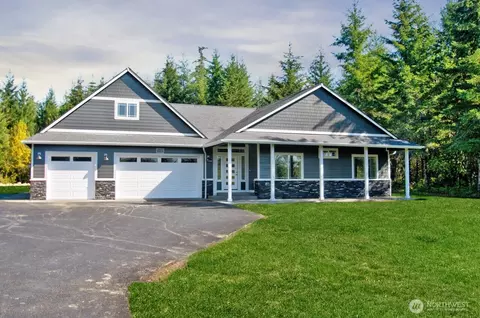 800 Barbara Ln, Centralia, WA 98531