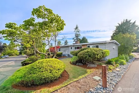 10851 Marine View Dr, Seattle, WA 98146