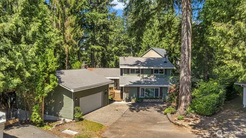 8941 170th Ct NE, Redmond, WA 98052