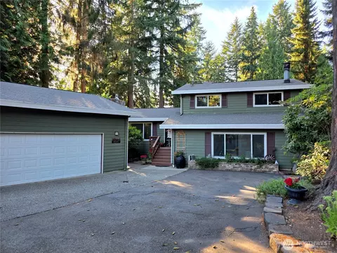 8941 170th Ct NE, Redmond, WA 98052