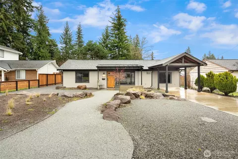 5704 224th St SW, Mountlake Terrace, WA 98043
