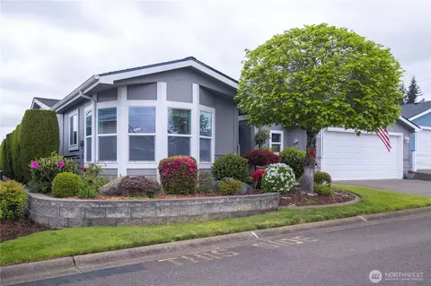 27229 217th Pl SE, Maple Valley, WA 98038