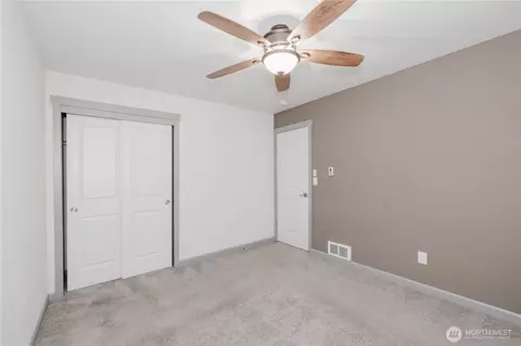 Bedroom - 253 E Mountain View Dr, Allyn, WA 98524 photo 8 of 12