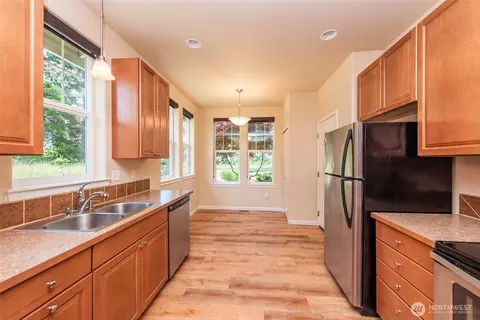 Kitchen - 231 Snapdragon Ln, Sequim, WA 98382 photo 1 of 4