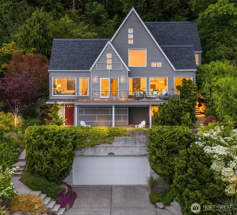 4622 57th Ave SW, Seattle, WA 98116