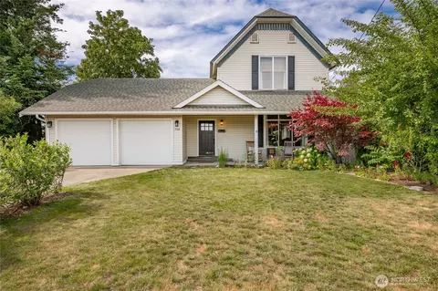 704 Glenning St, Lynden, WA 98264