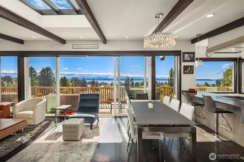 1116 Vista Pl, Edmonds, WA 98020