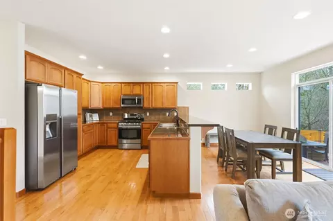 Kitchen - 16306 37th Dr SE, Bothell, WA 98012 photo 3 of 3