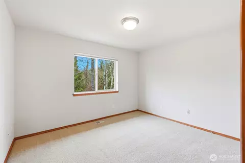 Bedroom - 16306 37th Dr SE, Bothell, WA 98012 photo 4 of 5