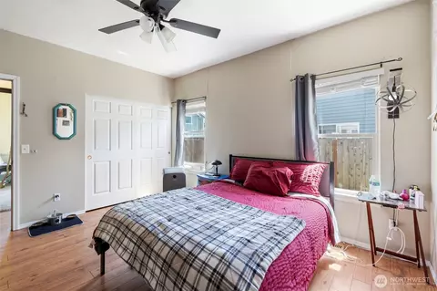 Bedroom - 501 Belfair Ct SW, Orting, WA 98360 photo 5 of 7