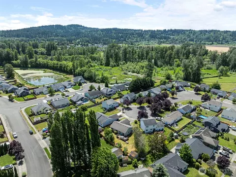 View/Area - 501 Belfair Ct SW, Orting, WA 98360 photo 5 of 6