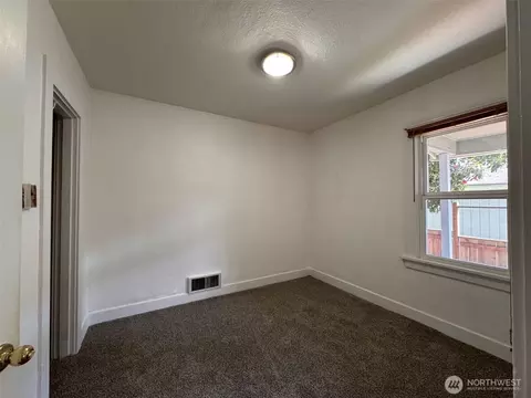 Bedroom - 1022 Rockefeller Ave, Everett, WA 98201 photo 1 of 2
