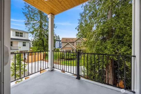 Exterior - 9 160th Pl SE, Bothell, WA 98012 photo 3 of 5