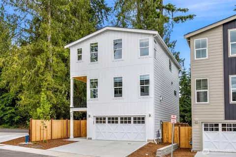 Exterior - 9 160th Pl SE, Bothell, WA 98012 photo 5 of 5