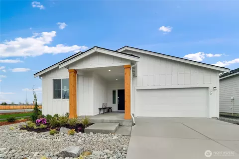 21 Moonshadow Ln, Sequim, WA 98382