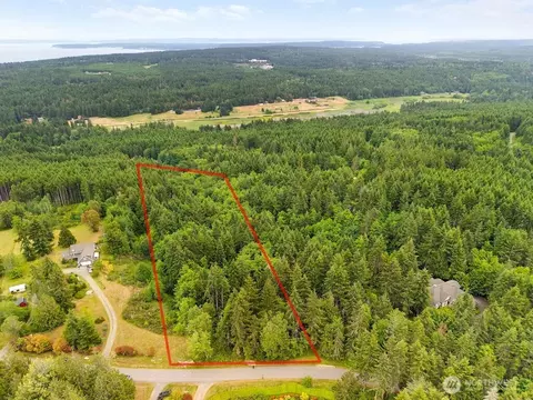 999 Blue Sky Dr, Port Townsend, WA 98368