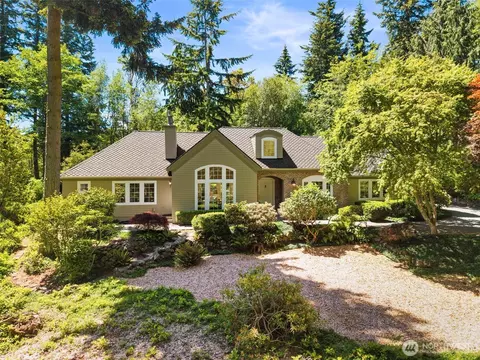 203 Baycliff Dr, Port Townsend, WA 98368