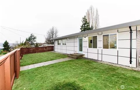 2928 S Webster St, Seattle, WA 98108