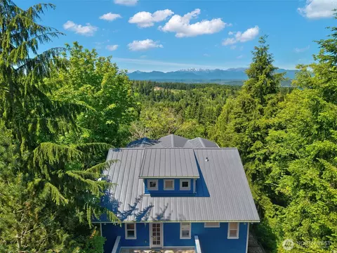 27170 Woodpecker Hill Rd NE, Poulsbo, WA 98370